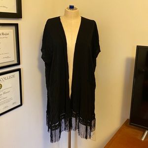 Victoria’s Secret Vintage Black Kimono/ Cover Up with Fringe #0073. Size S.